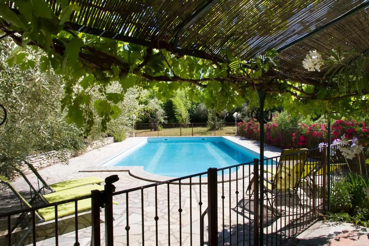 Maison de campagne au charme provençal Saint-Rémy-de-Provence 0*,